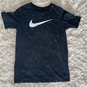 Boy’s Nike black graphic s/s DRIFIT t shirt size:XL